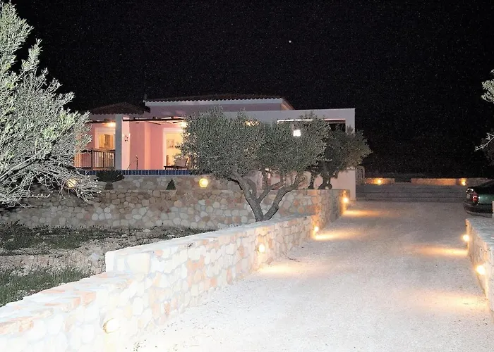 Christina, A Private Destination To Paradise 빌라