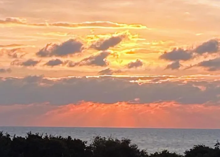 Christina, A Private Destination To Paradise 빌라