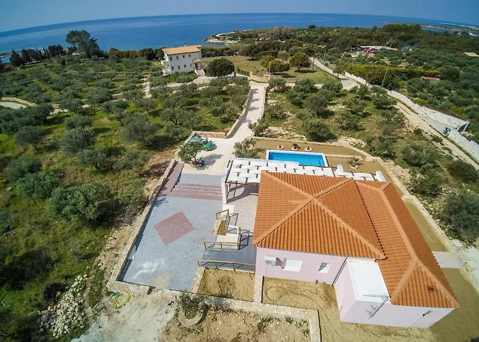 Christina, A Private Destination To Paradise