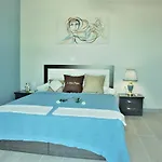 Christina, A Private Destination To Paradise فيلة