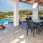 Christina, A Private Destination To Paradise Vila *