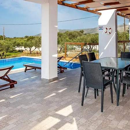 Christina, A Private Destination To Paradise Villa *